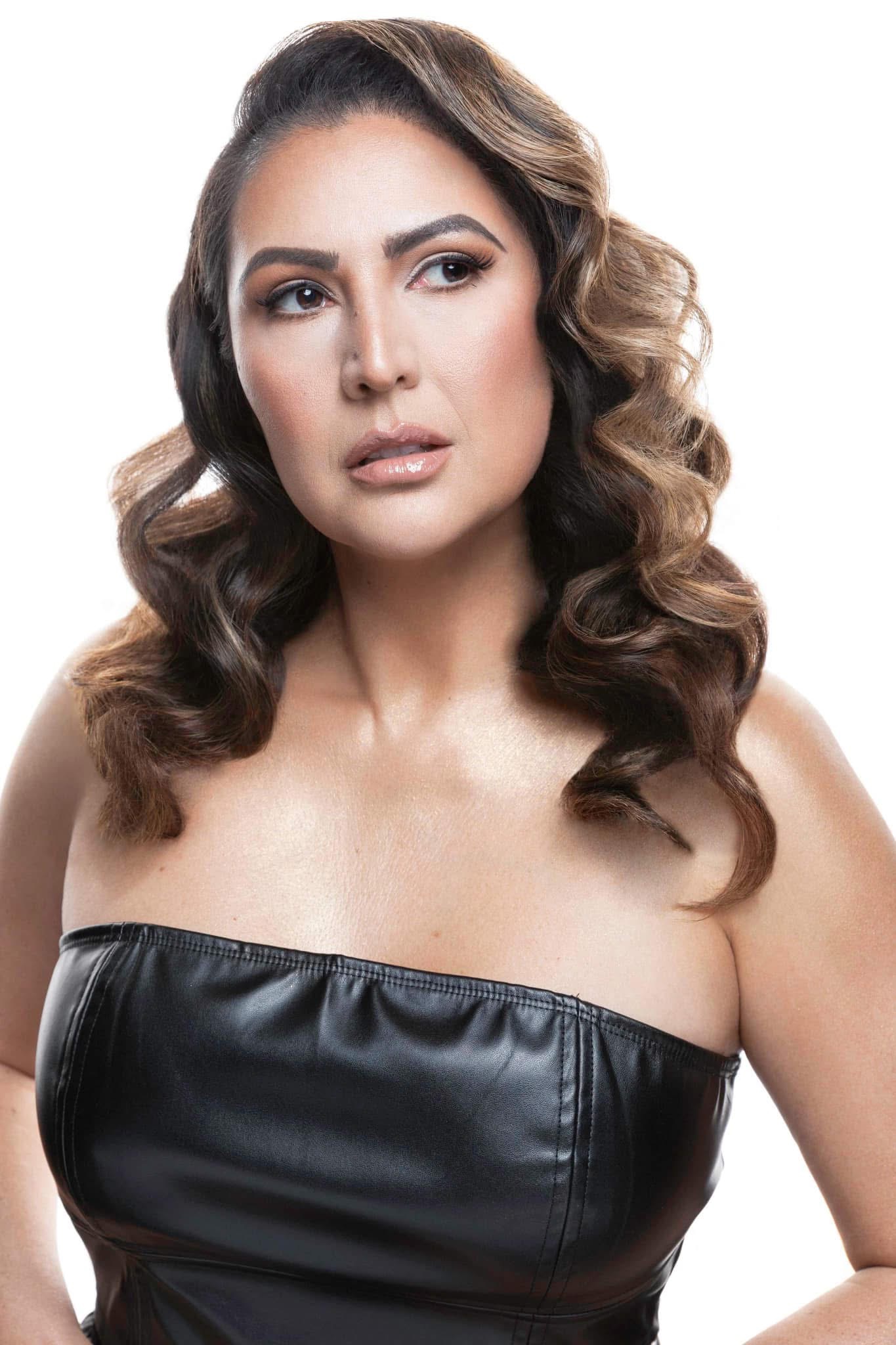 Full glam makeup by Andreina — Dallas TX